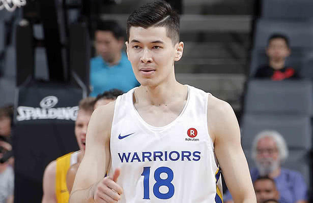 中国小将完成夏联首秀 助勇士拿下三连胜-麦享科技